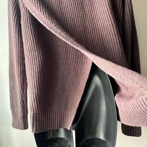 Womens Banana Republic brown turtle neck with open back size M